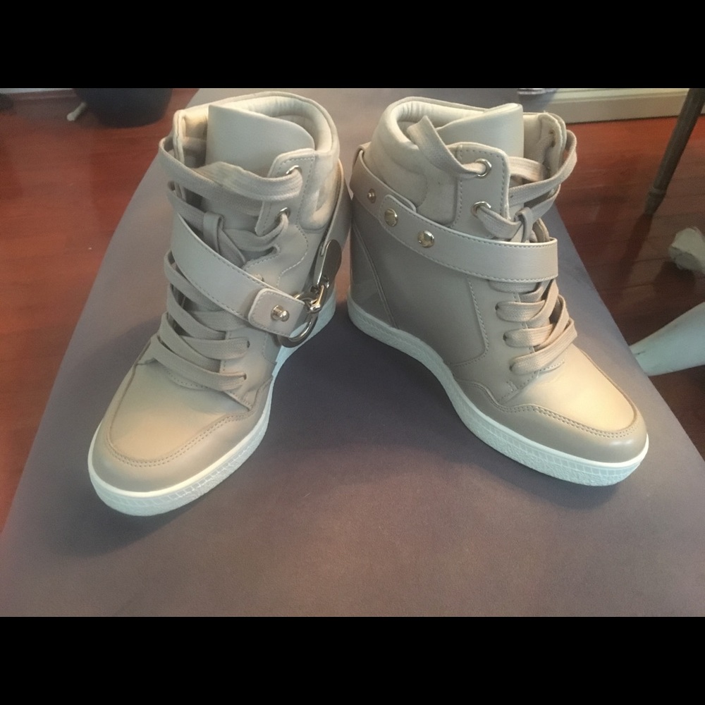 Women’s Aldo wedge sneakers